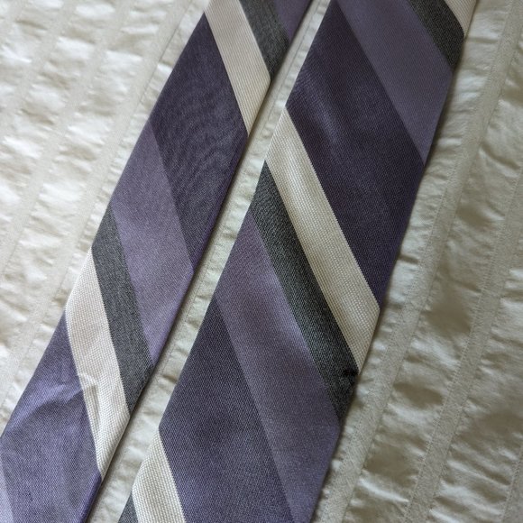 Calvin Klein Gray and Pink Extreme Slim Tie - Picture 1 of 3